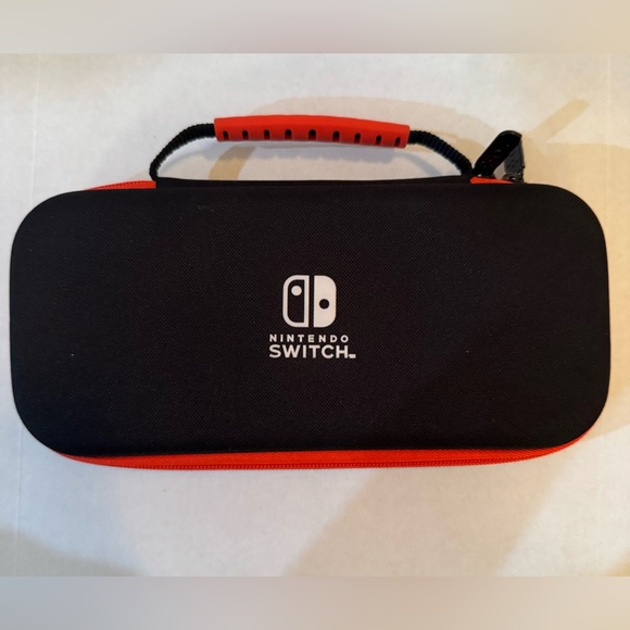 Nintendo Switch Protection Kit- OLED Model - Picture 5 of 9